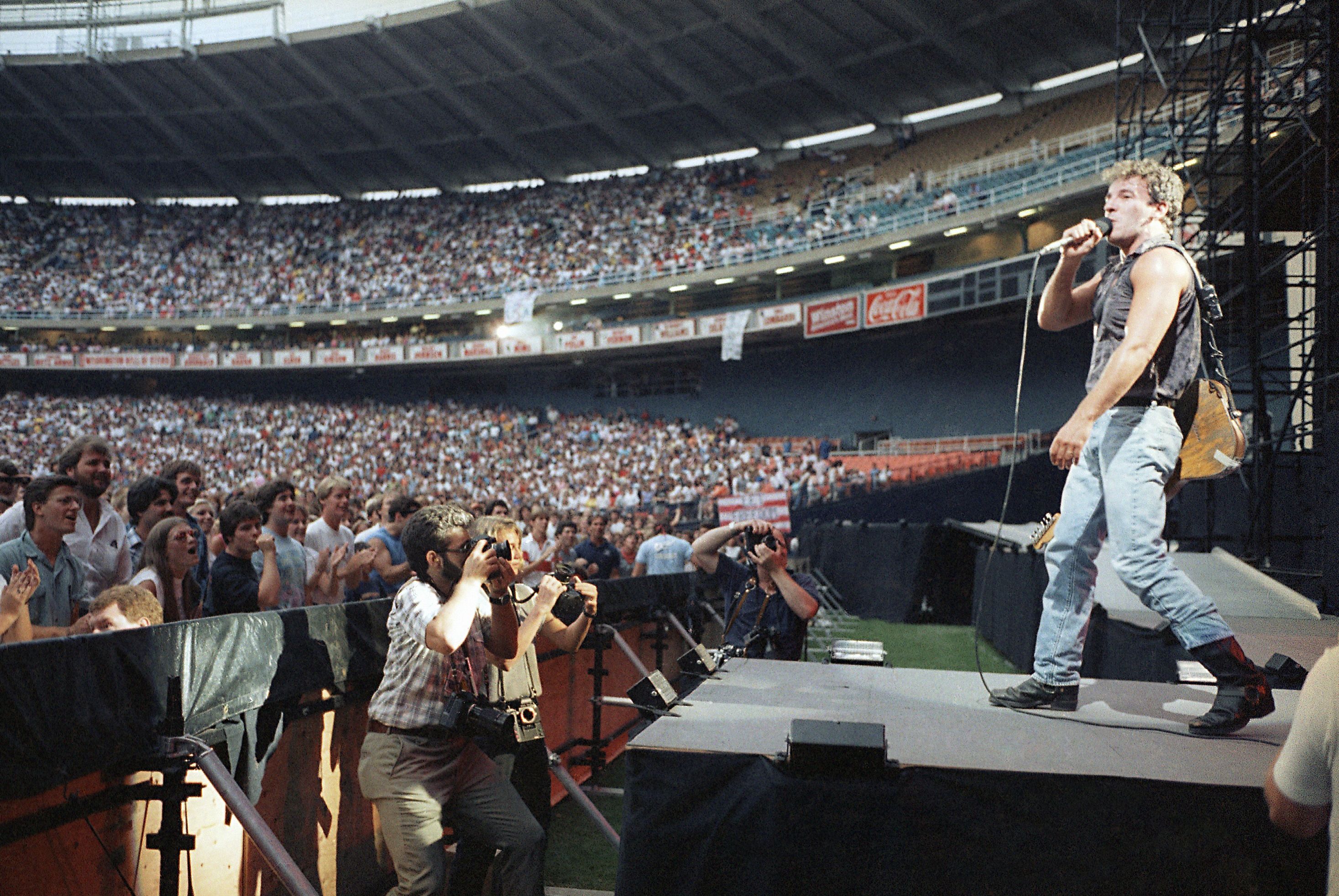 Born In The USA Tour 1984-85